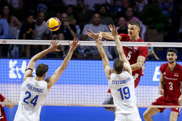 Serbia v Turkiye - Men s Volleyball Nations League BELGRADE, SERBIA - JULY 15: Players compete during the Men s Volleyball Nations League match between Serbia and Turkiye in Belgrade, Serbia on July 15, 2026. Filip Stevanovic Anadolu Belgrade Serbia. Editorial use only. Please get in touch for any other usage.  Copyright: x2026xAnadoluxFilipxStevanovicx