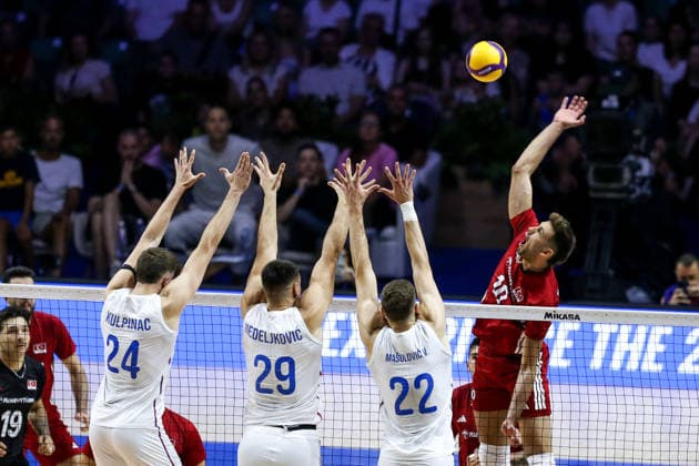 Serbia v Turkiye - Men s Volleyball Nations League BELGRADE, SERBIA - JULY 15: Players compete during the Men s Volleyball Nations League match between Serbia and Turkiye in Belgrade, Serbia on July 15, 2026. Filip Stevanovic Anadolu Belgrade Serbia. Editorial use only. Please get in touch for any other usage.  Copyright: x2026xAnadoluxFilipxStevanovicx