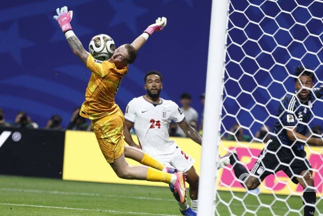FIFA World Cup, WM, Weltmeisterschaft, Fussball 2026 semifinals - England vs Argentina Goalkeeper Jordan Pickford of England in action during the FIFA World Cup 2026 semifinals match England against Argentina, in Atlanta, USA, 15 July 2026. ATLANTA United States  Copyright: xWILLxOLIVERx