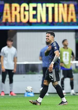 Enzo Fernandez celebrates scoring for Argentina England v Argentina, 2026 FIFA World Cup, WM, Weltmeisterschaft, Fussball Semi Final, Football, Atlanta Stadium, Atlanta, Georgia, USA - 15 Jul 2026Atlanta Atlanta Stadium Georgia (GA) United States of America  Copyright: xMichaelxZemanek Shutterstockx 16992756dg