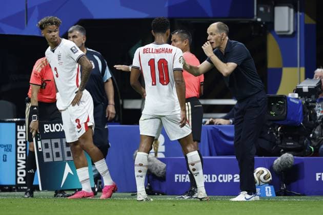 ATLANTA - Jude Bellingham of England and England manager Thomas Tuchel during the 2026 FIFA World Cup, WM, Weltmeisterschaft, Fussball semi-final match between England and Argentina at the Atlanta Stadium on July 15, 2026, in Atlanta, Georgia, United States. MAURICE VAN STEEN ANP FIFA World Cup 2026 - semi final 2026 xVIxANPxSportx xMauricexvanxSteenxIVx 563608234 originalFilename: 563608234.jpg
