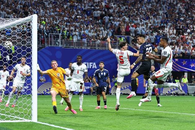Lautaro Martinez scores for Argentina England v Argentina, 2026 FIFA World Cup, WM, Weltmeisterschaft, Fussball Semi Final, Football, Atlanta Stadium, Atlanta, Georgia, USA - 15 Jul 2026Atlanta Atlanta Stadium Georgia (GA) United States of America  Copyright: xMichaelxZemanek Shutterstockx 16992756dj