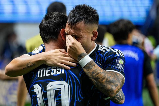 260715 Lionel Messi and Lautaro Martinez of Argentina celebrate after 1-2 during the FIFA World Cup, WM, Weltmeisterschaft, Fussball 2026 semifinal football match between England and Argentina on July 15, 2026 in Atlanta. Photo: Joel Marklund BILDBYRAN kod JM JM0828 bbeng fotboll football soccer fotball vm fotbolls-vm fotball-vm fotbolls-vm 2026 fifa world cup 2026 semifinal england argentina jubel *** July 15, 2026: Lionel Messi and Lautaro Martinez of Argentina celebrate after the 1-2 victory during the 2026 FIFA World Cup semifinal soccer match between England and Argentina on July 15, 2026 in Atlanta. Photo by Joel Marklund. BILDBYRAN code JM JM0828 bbeng soccer football soccer World Cup soccer World Cup 2026 FIFA World Cup 2026 semifinal England Argentina celebration  Copyright: JOELxMARKLUND BB260715JM109