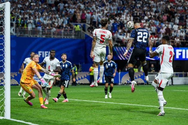 260715 Lautaro Martinez of Argentina scores 1-2 during the FIFA World Cup, WM, Weltmeisterschaft, Fussball 2026 semifinal football match between England and Argentina on July 15, 2026 in Atlanta. Photo: Joel Marklund BILDBYRAN kod JM JM0828 bbeng fotboll football soccer fotball vm fotbolls-vm fotball-vm fotbolls-vm 2026 fifa world cup 2026 semifinal england argentina *** July 15, 2026: Lautaro Martinez of Argentina scores the first and second goals during the 2026 FIFA World Cup semifinal soccer match between England and Argentina on July 15, 2026 in Atlanta. Photo by Joel Marklund. BILDBYRAN code JM JM0828 bbeng soccer football soccer World Cup soccer World Cup 2026 FIFA World Cup 2026 semifinal England Argentina  Copyright: JOELxMARKLUND BB260715JM117