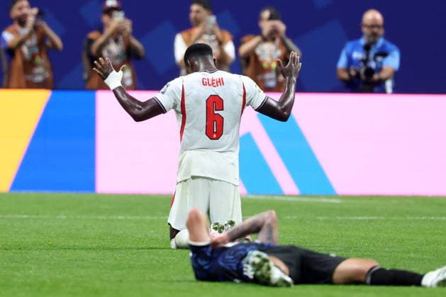 FIFA World Cup, WM, Weltmeisterschaft, Fussball 2026 semifinals - England vs Argentina Marc Guehi of England gestures after losing the FIFA World Cup 2026 semifinals match England against Argentina, in Atlanta, Georgia, USA, 15 July 2026. ATLANTA United States  Copyright: xOLGAxFEDOROVAx