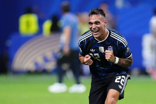 England v Argentina: Semi Final - FIFA World Cup, WM, Weltmeisterschaft, Fussball 2026 Lautaro Martinez of Argentina celebrates the victory during the FIFA World Cup 2026 Semi Final match between England and Argentina at Atlanta Stadium on July 15, 2026 in Atlanta, Georgia. Atlanta GA United States  Copyright: xJosexBretonx originalFilename:bretonhernandez-englandv260715_npsv9.jpg