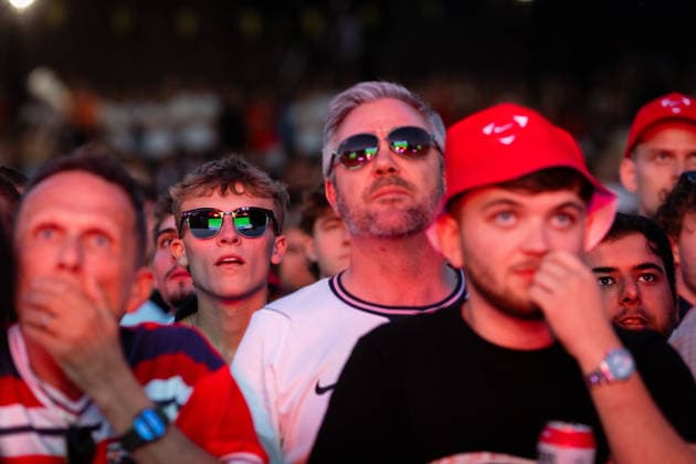 July 15, 2026, Manchester, United Kingdom: England fans seen watching a game between England and Argentina in the World Cup semi-final. The sold-out Castlefield Bowl, organised by The Road Victory, saw thousands of fans come together to watch England play Argentina in a World Cup battle for the first time since France 98. England Vs Argentina World Cup Semi Final In Manchester, UK - 15 JULY 2026.  - ZUMAs197 20260715_aaa_s197_172 Copyright: xAndyxBartonx