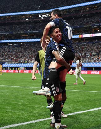 260716 -- ATLANTA, July 16, 2026 -- Lionel Messi top of Argentina celebrates as Enzo Fernandez of Argentina scores during the semifinal match between Argentina and England at the 2026 FIFA World Cup, WM, Weltmeisterschaft, Fussball at Atlanta Stadium in Atlanta, the United States, July 15, 2026. SPU.S.-ATLANTA-FOOTBALL-FIFA WORLD CUP-SEMIFINAL-ARG VS ENG LixMing  (SP)U.S.-ATLANTA-FOOTBALL-FIFA WORLD CUP-SEMIFINAL-ARG VS ENG IMAGO LixMing  imago images 0861756890