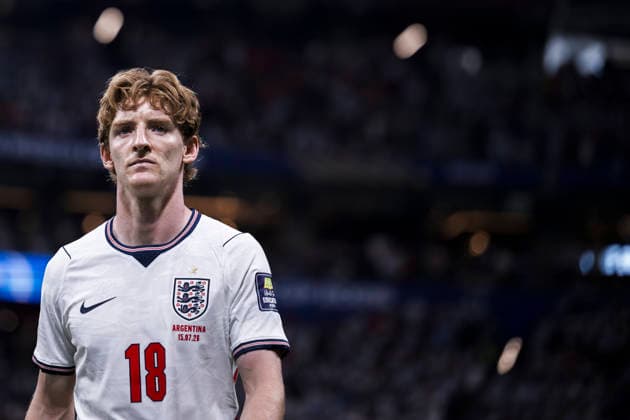 England v Argentina - FIFA World Cup, WM, Weltmeisterschaft, Fussball 2026 Anthony Gordon of England looks on prior to the FIFA World Cup 2026 semi final football match between England and Argentina. Atlanta United States Copyright: xNicolòxCampox