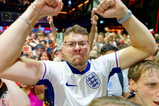 England Vv Argentina world cup match at Outernet Live. Outernet Live Charing Cross Road, London, WC2H 8LH. 15th July 2026. England Vs Argentina world cup match shown live. Sold out 1500 fans at the Outernet Live biggest screen in London. England lost 2-1., Credit:Aldo Ciarrocchi Avalon UK, London  Copyright: xAldoxCiarrocchix xAvalonx 0861782344st