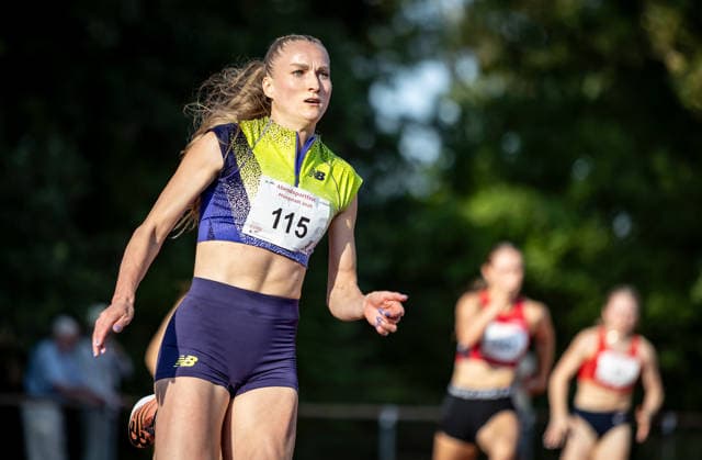 Abendsportfest Pfungstadt; Pfungstadt, 15.07.2026 Corinna Schwab (GER LAC Erdgas Chemnitz) im 200m-Sprint der Frauen; Abendsportfest Pfungstadt am 15.07.2026 im TSV-Stadion in Pfungstadt (Hessen). *** Pfungstadt Evening Track Meet, Pfungstadt, July 15, 2026: Corinna Schwab (GER, LAC Erdgas Chemnitz) in the women’s 200-meter dash at the Pfungstadt Evening Track Meet on July 15, 2026, at the TSV Stadium in Pfungstadt, Hesse Copyright: xBEAUTIFULxSPORTS R.xSchmittx