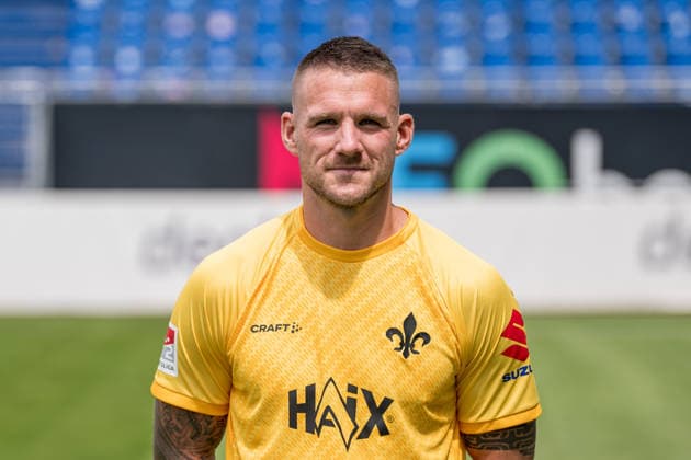 15.07.2026, xfux, Fussball 2.Bundesliga, SV Darmstadt 98 Fototermin Saison 2026 2027 - Porträttermin 2026 2027, v.l. Marcel Schuhen (SV Darmstadt 98) Darmstadt *** July 15, 2026, xfux, Soccer, 2. Bundesliga, SV Darmstadt 98 Photo Shoot for the 2026–2027 Season, Portrait Session for the 2026–2027 Season, from left: Marcel Schuhen, SV Darmstadt 98, Darmstadt