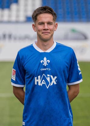 15.07.2026, xfux, Fussball 2.Bundesliga, SV Darmstadt 98 Fototermin Saison 2026 2027 - Porträttermin 2026 2027, v.l. Milian Herbst (SV Darmstadt 98) Darmstadt *** July 15, 2026, xfux, Soccer, 2. Bundesliga, SV Darmstadt 98 Photo Shoot for the 2026–2027 Season, Portrait Session for the 2026–2027 Season, from left: Milian Herbst, SV Darmstadt 98, Darmstadt