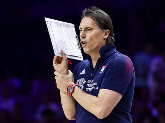 Men s Volleyball Nations League - Belgrade 2026 Serbia s head coach Gheorghe Cretu during the MenÕs Volleyball Nations League Pool 7 match between Serbia and Turkiye at Belgrade Arena on July 15, 2026 in Belgrade, Serbia. Belgrade Serbia Copyright: xSrdjanxStevanovicx x