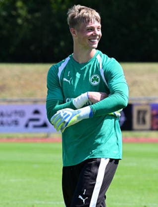16.07.2026 - Fussball - 2. Bundesliga - Saison 2026 2027 - SpVgg Greuther Fürth Fuerth - Trainingslager Bad Wörishofen - - xwoxzix - Florian Hellstern (1, SpVgg Greuther Fürth ) *** July 16, 2026 Soccer 2. Bundesliga 2026–2027 Season SpVgg Greuther Fürth Fürth Training Camp in Bad Wörishofen xwoxzix Florian Hellstern 1, SpVgg Greuther Fürth