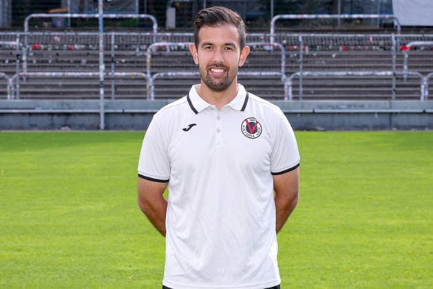 Physiotherapeut Christian Weber; FC Viktoria Köln 1904 e.V.; 3.Liga, Porträttermin 2026 2027 am 16.07.2026 im Sportpark Höhenberg Nordrhein-Westfalen Deutschland *** Physical Therapist Christian Weber, FC Viktoria Köln 1904 e.V. (3rd Division), photo shoot for the 2026–2027 season on July 16, 2026, at Sportpark Höhenberg, North Rhine-Westphalia, Germany
