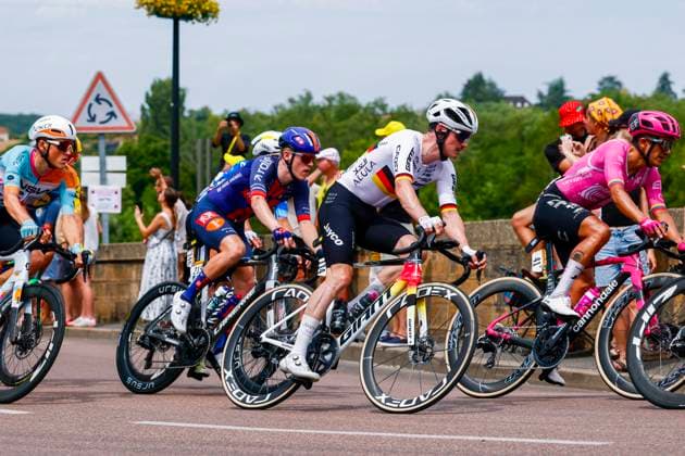 Tour de France 2026 Stage 12 CHALON-SUR-SAONE, FRANCE - JULY 16 : Engelhardt Felix (GER) of Team Jayco AlUla in action during stage 12 of the 113rd edition of Tour de France an UCI World Tour 2.UWT cycling road race stage for Men Elite of 181 km with start in Circuit Nevers Magny-Cours and finish in Chalon-sur-Saone on July 16, 2026 in Chalon-sur-Saone, France, 16 07 2026 Chalon-sur-Saone France  Copyright: xLucaxBettinix