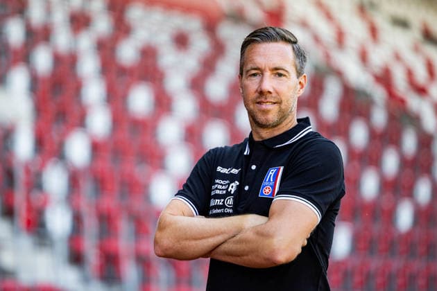 16.07.2026, GER, Fussball, Maenner, Saison 26 27, Regionalliga Nordost, FC Rot-Weiss Erfurt Media Day Presstermin Fototermin Fabian Gerber (FC Rot-Weiss Erfurt) 99096 Erfurt Steigerwaldstadion Rasenplatz Thueringen Deutschland *** July 16, 2026, GER, Soccer, Men, Season 26–27, Regionalliga Northeast, FC Rot-Weiss Erfurt Media Day Press Conference Photo Op Fabian Gerber FC Rot-Weiss Erfurt 99096 Erfurt Steigerwaldstadion Grass Field Thuringia Germany