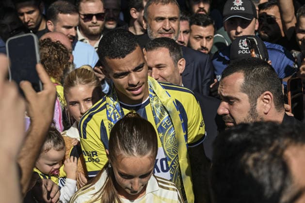 Mason Greenwood arrives in Istanbul after joining Fenerbahce ISTANBUL, TURKIYE - JULY 16: Footballer Mason Greenwood, who has joined Fenerbahce from French club Olympique de Marseille, arrives in Istanbul, Turkiye, on July 16, 2026. Murat Sengul Anadolu Istanbul Turkey. Editorial use only. Please get in touch for any other usage.  Copyright: x2026xAnadoluxMuratxSengulx