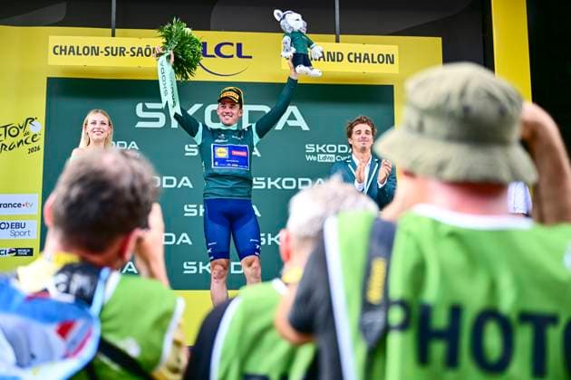 Tour de France 2026 Stage 12 CHALON-SUR-SAONE, FRANCE - JULY 16 : Pedersen Mads (DEN) of Lidl - Trek on the podium wearing the green jersey during stage 12 of the 113rd edition of Tour de France an UCI World Tour 2.UWT cycling road race stage for Men Elite of 181 km with start in Circuit Nevers Magny-Cours and finish in Chalon-sur-Saone on July 16, 2026 in Chalon-sur-Saone, France, 16 07 2026 Chalon-sur-Saone France  Copyright: xPeterxDexVoechtx