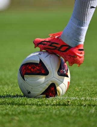 16.07.2026 - Fussball - 2. Bundesliga - Saison 2026 2027 - SpVgg Greuther Fürth Fuerth - Trainingslager Bad Wörishofen - - xwoxzix - Feature Impression Symbolbild Symbolfoto - adidas torfabrik - Trainingsball Ball Spielball - Schuh Fussballschuh *** July 16, 2026 Soccer 2. Bundesliga 2026–2027 Season SpVgg Greuther Fürth Fürth Training Camp Bad Wörishofen xwoxzix Feature Impression Stock photo Symbolic image adidas goal factory Training ball Ball Match ball Shoe Soccer cleat