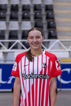 Zoe Schick; SC Freiburg; 1.BL Frauen, Porträttermin 2026 2027 Freiburg Dreisamstadion Baden-Wuerttemberg Deutschland *** Zoe Schick, SC Freiburg 1, Women s Bundesliga, Photo Shoot 2026–2027, Freiburg, Dreisamstadion, Baden-Württemberg, Germany Copyright: xAA STEINSIEK.CHx