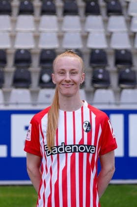 Meret Felde; SC Freiburg; 1.BL Frauen, Porträttermin 2026 2027 Freiburg Dreisamstadion Baden-Wuerttemberg Deutschland *** Meret Felde, SC Freiburg 1, Women s Bundesliga, Photo Shoot 2026–2027, Freiburg, Dreisamstadion, Baden-Württemberg, Germany Copyright: xAA STEINSIEK.CHx