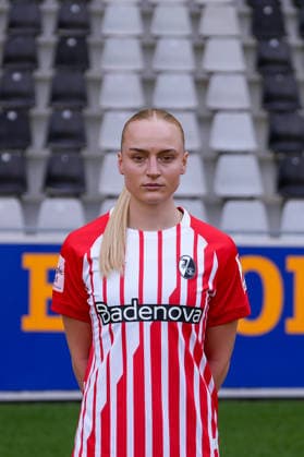 Tessa Blumenberg; SC Freiburg; 1.BL Frauen, Porträttermin 2026 2027 Freiburg Dreisamstadion Baden-Wuerttemberg Deutschland *** Tessa Blumenberg, SC Freiburg 1, Women s Bundesliga, Photo Shoot 2026–2027, Freiburg, Dreisamstadion, Baden-Württemberg, Germany Copyright: xAA STEINSIEK.CHx