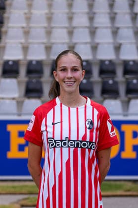 Maj Schneider; SC Freiburg; 1.BL Frauen, Porträttermin 2026 2027 Freiburg Dreisamstadion Baden-Wuerttemberg Deutschland *** Maj Schneider, SC Freiburg 1, Women s Bundesliga, Photo Shoot 2026–2027, Freiburg, Dreisamstadion, Baden-Württemberg, Germany Copyright: xAA STEINSIEK.CHx