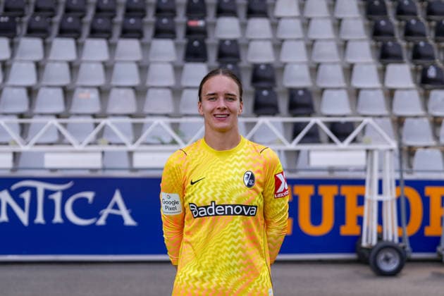 Lina von Schrader; SC Freiburg; 1.BL Frauen, Porträttermin 2026 2027 Freiburg Dreisamstadion Baden-Wuerttemberg Deutschland *** Lina von Schrader, SC Freiburg 1, Women s Bundesliga; Photo Shoot 2026–2027, Freiburg, Dreisamstadion, Baden-Württemberg, Germany Copyright: xAA STEINSIEK.CHx