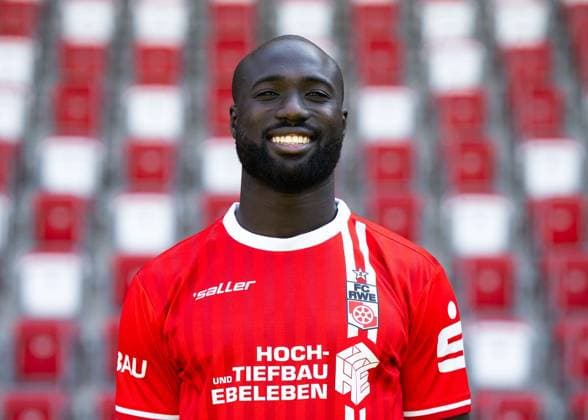 FUSSBALL REGIONALLIGA NORDOST FC ROT WEISS ERFURT - MEDIADAY I MANNSCHAFTSFOTO SAISON 2026-2027 ** NUR FÜR REDAKTIONELLE ZWECKE ** EDITORIAL USE ONLY **<p>16 07 2026-Erfurt: Fussball Regionalliga Nordost MediaDay Mannschaftsfoto Saison 2026-2027 Steigerwaldstadion FC Rot Weiss Erfurt im Foto: ( Deutschland Thueringen Erfurt Copyright: SaschaxFromm *** SOCCER REGIONAL LEAGUE NORTHEAST FC ROT WEISS ERFURT MEDIA DAY I TEAM PHOTO SEASON 2026–2027 ** FOR EDITORIAL USE ONLY ** EDITORIAL USE ONLY ** July 16, 2026 Erfurt Soccer Regional League Northeast Media Day Team Photo 2026–2027 Season Steigerwaldstadion FC Rot Weiss Erfurt in the photo Germany Thuringia Erfurt Copyright SaschaxFromm Copyright: SaschaxFromm doc86qtry414ls16q6u5x4a ,EDITORIAL USE ONLY