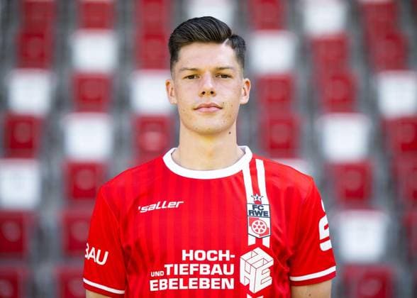 FUSSBALL REGIONALLIGA NORDOST FC ROT WEISS ERFURT - MEDIADAY I MANNSCHAFTSFOTO SAISON 2026-2027 ** NUR FÜR REDAKTIONELLE ZWECKE ** EDITORIAL USE ONLY **<p>16 07 2026-Erfurt: Fussball Regionalliga Nordost MediaDay Mannschaftsfoto Saison 2026-2027 Steigerwaldstadion FC Rot Weiss Erfurt im Foto: Niclas Walther 22 (FC Rot-Weiß Erfurt) ( Deutschland Thueringen Erfurt Copyright: SaschaxFromm *** SOCCER REGIONAL LEAGUE NORTHEAST FC ROT WEISS ERFURT MEDIA DAY I TEAM PHOTO SEASON 2026–2027 ** FOR EDITORIAL PURPOSES ONLY ** EDITORIAL USE ONLY ** July 16, 2026 Erfurt Soccer Regional League Northeast Media Day Team Photo 2026–2027 Season Steigerwaldstadion FC Rot Weiss Erfurt in the photo: Niclas Walther 22 FC Rot Weiss Erfurt Germany Thuringia Erfurt Copyright SaschaxFromm Copyright: SaschaxFromm doc86qtrz0x1knhfoplia5 ,EDITORIAL USE ONLY