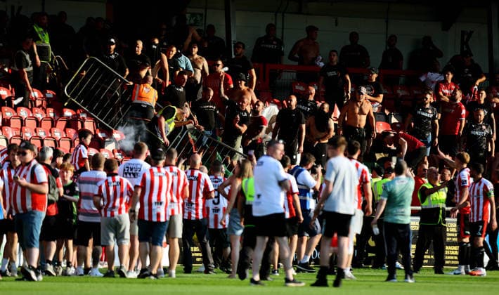 UEFA Europa League First Qualifying Round Second Leg, Ryan McBride Brandywell Stadium, Derry 16 7 2026 Derry City vs CSKA Sofia CSKA Sofia fans rush a barrier and the game is stopped CSKA Sofia fans rush a barrier and the game is stopped 16 7 2026  Copyright: xx RB1_9389