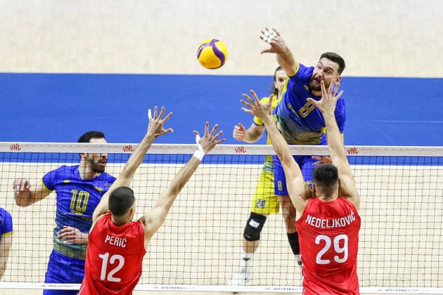 Serbia v Ukraine - Men s Volleyball Nations League BELGRADE, SERBIA - JULY 16: Pavle Peric (12) of Serbia in action against Dmytro Yanchuk (8) of Ukraine during the Men s Volleyball Nations League match between Serbia and Ukraine in Belgrade, Serbia, on July 16, 2026. Filip Stevanovic Anadolu Belgrade Serbia. Editorial use only. Please get in touch for any other usage.  Copyright: x2026xAnadoluxFilipxStevanovicx