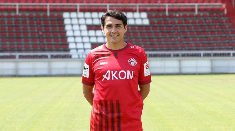 FC Würzburger Kickers; 3.Liga, Porträttermin 2026 2027, Eroll Zejnullahu (FC Würzburger Kickers); 3.Liga, Porträttermin 2026 2027 Würzburg AKON ARENA Bayern Deutschland *** FC Würzburger Kickers, 3rd Division, Photo Shoot 2026–2027, Team Photo: Eroll Zejnullahu; FC Würzburger Kickers, 3rd Division, Photo Shoot 2026–2027; Würzburg, AKON ARENA, Bavaria, Germany