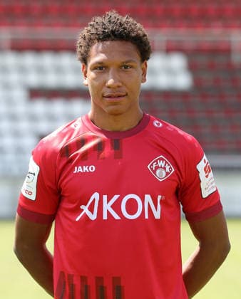 FC Würzburger Kickers; 3.Liga, Porträttermin 2026 2027, Liam Omore (FC Würzburger Kickers); 3.Liga, Porträttermin 2026 2027 Würzburg AKON ARENA Bayern Deutschland *** FC Würzburger Kickers, 3rd Division, Photo Shoot 2026–2027, Team Photo: Liam Omore; FC Würzburger Kickers, 3rd Division, Photo Shoot 2026–2027; Würzburg, AKON ARENA, Bavaria, Germany
