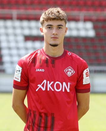 FC Würzburger Kickers; 3.Liga, Porträttermin 2026 2027, Tiago de Moura Moraes (FC Würzburger Kickers); 3.Liga, Porträttermin 2026 2027 Würzburg AKON ARENA Bayern Deutschland *** FC Würzburger Kickers, 3rd Division, Photo Shoot 2026–2027, Team Photo: Tiago de Moura Moraes FC Würzburger Kickers, 3rd Division, Photo Shoot 2026–2027, Würzburg, AKON ARENA, Bavaria, Germany