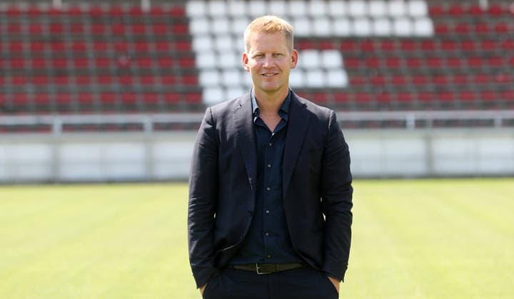FC Würzburger Kickers; 3.Liga, Porträttermin 2026 2027, Vorstandsvorsitzender Andre Herber (FC Würzburger Kickers); 3.Liga, Porträttermin 2026 2027 Würzburg AKON ARENA Bayern Deutschland *** FC Würzburger Kickers, 3rd Division, Photo Shoot 2026–2027, Team Photo; Chairman Andre Herber, FC Würzburger Kickers, 3rd Division, Photo Shoot 2026–2027, Würzburg, AKON ARENA, Bavaria, Germany
