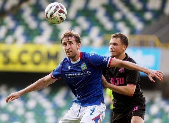 UEFA Europa Conference League First Qualifying Round Second Leg, Windsor Park, Belfast 16 7 2026 Linfield vs Nomme Kalju Linfield s Ryan Nolan with Kalju s Oleksandr Musolitin Ryan Nolan with Oleksandr Musolitin 16 7 2026  Copyright: xx 160726JP3football023