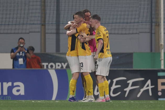 Runavik players celebrate qualification after the UEFA Conference League First Qualifying Round, 2nd Leg match between Hamrun Spartans and Runavik at Centenary Stadium, Ta Qali, Malta on 16 July, 2026. Hamrun Spartans v Runavik - UEFA Conference League First Qualifying Round 1st Leg