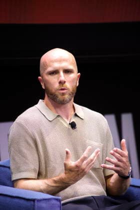 MLS, Fussball Herren, USA US-NY Michael Bradley, coach of New York Red Bulls, attends a Major League Soccer marketing campaign event on Thursday, July 16, 2026, in Manhattan, New York. The league launched a post-World Cup marketing campaign with the slogan Thank you, world--we ll take it from here. NEW YORK United States  Copyright: xDeccioxSerranox originalFilename:serrano-notitle260716_npL2T.jpg