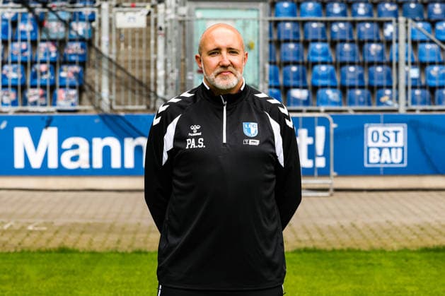 Physiotherapeut Pascal Schell, 1. FC Magdeburg - 2. Fussball Bundesliga Porträttermin 2. BL 2026 2027 offizieller Fototermin 1. FC Magdeburg in der Avnet Arena in Magdeburg - Porträt, Portrait, Einzelbild, Deutschland, Fussball, Maenner, GER, 16.07.2026 *** Physical Therapist Pascal Schell, 1. FC Magdeburg, 2. Bundesliga, Portrait Session, 2026–2027 Season, Official Photo Session, 1. FC Magdeburg at the Avnet Arena in Magdeburg, Portrait, Single Image, Germany, Soccer, Men, GER, July 16, 2026 Christian Schroedter