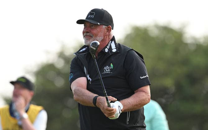 Darren Clarke (NIR) on the 2nd Tee 154th Open Golf Championships, Royal Birkdale, Southport, UK - 17 Jul 2026Southport Royal Birkdale United Kingdom  Copyright: xGreigxCowie Shutterstockx 16988294ah