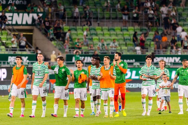 Ferencvaros v Vojvodina, UEFA Europa League qualification, Budapest, Hungary Budapest, Hungary. 16th, July 2026. The players of Ferencvaros applaud the fans after the UEFA Europa League qualification match between Ferencvaros and Vojvodina at Groupama Arena in Budapest. Hungary, Budapest  Copyright: xGonzalesxPhoto BalazsxPopalx