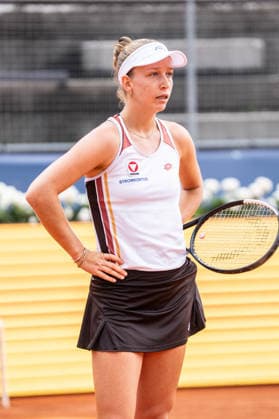 TENNIS - WTA, Tennis Damen Generali Open Ladies Kitzbuehel KITZBUEHEL,AUSTRIA,17.JUL.26 - TENNIS - WTA Tour, Generali Open Ladies Kitzbuehel. Image shows Sinja Kraus (AUT).  GEPAxpictures xJulioxArellano