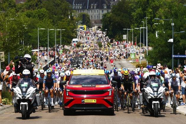The pack of riders pictured at the start of stage 13 of the 2026 Tour de France cycling race, a stage of 205km from Dole to Belfort, on Friday 17 July 2026. The 113th edition of the Tour de France starts on Saturday 4 July in Barcelona, Spain, and will finish in Paris, France on the 26th of July. POOLxLUCAxBETTINI  x181329349x