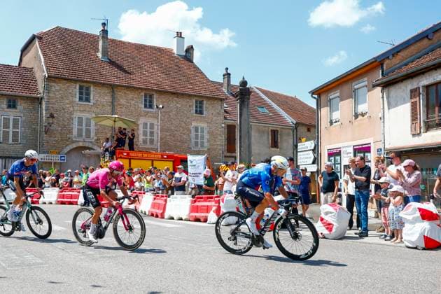 Tour de France 2026 Stage 13 BELFORT, FRANCE - JULY 17 : Healy Ben (IRL) of EF Education EasyPost, Garcia Pierna Raul (ESP) of Movistar Team= in action during stage 13 of the 113rd edition of Tour de France an UCI World Tour 2.UWT cycling road race stage for Men Elite of 205 km with start in Dole and finish in Belfort on July 17, 2026 in Belfort, France, 17 07 2026 Belfort France  Copyright: xLucaxBettinix