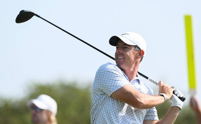 Rory McIlroy (NIR) on the 2nd Tee 154th Open Golf Championships, Royal Birkdale, Southport, UK - 17 Jul 2026Southport Royal Birkdale United Kingdom  Copyright: xGreigxCowie Shutterstockx 16988294aq