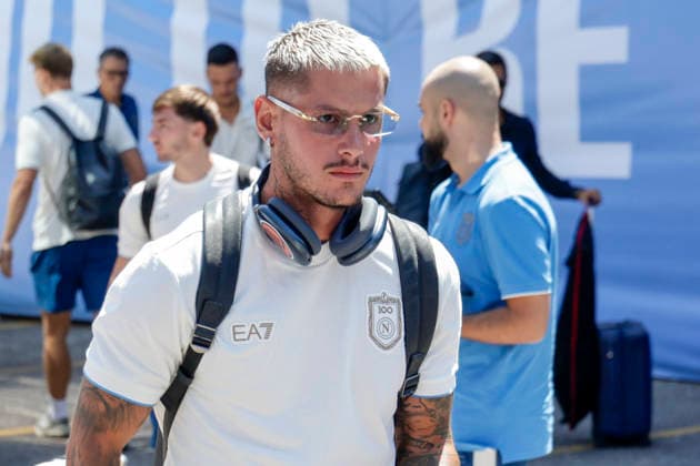 SSC Napoli preseason 2026-27 Napoli s Italian defender Pasquale Mazzocchi during the arrival of SSC Napoli™s 2026 27 pre-season training camp in Val di Sole, Trentino, Dimaro Folgarida, 17 July 2026. _BPH5292 Copyright: xAntonioxBalascox