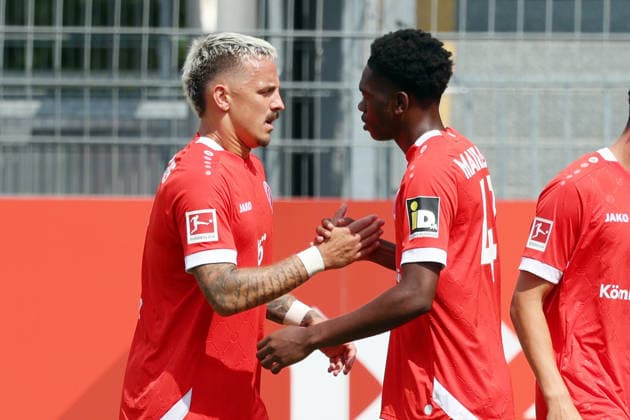 17.07.2026, xrekx, Fussball Testspiel, FSV Mainz 05 - 1.FC Kaiserslautern v.l. Torjubel nach dem Tor zum 1:0 celebrating the goal celebrate durch Phillip Tietz (1. FSV Mainz 05) mit Rael Nakuzola (1. FSV Mainz 05) (DFL DFB REGULATIONS PROHIBIT ANY USE OF PHOTOGRAPHS as IMAGE SEQUENCES and or QUASI-VIDEO) Mainz *** July 17, 2026, xrekx, Soccer Friendly Match, FSV Mainz 05 vs. 1. FC Kaiserslautern: Goal celebration after the 1–0 goal by Phillip Tietz. 1. FSV Mainz 05 with Rael Nakuzola. 1. FSV Mainz 05. DFL and DFB regulations prohibit any use of PHas IMAGE SEQUENCES and or QUASI-VIDEO Mainz